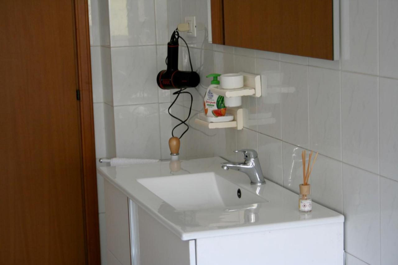 2 Bedrooms Appartement At Pescara 300 M Away From The Beach With Balcony And Wifi Екстериор снимка