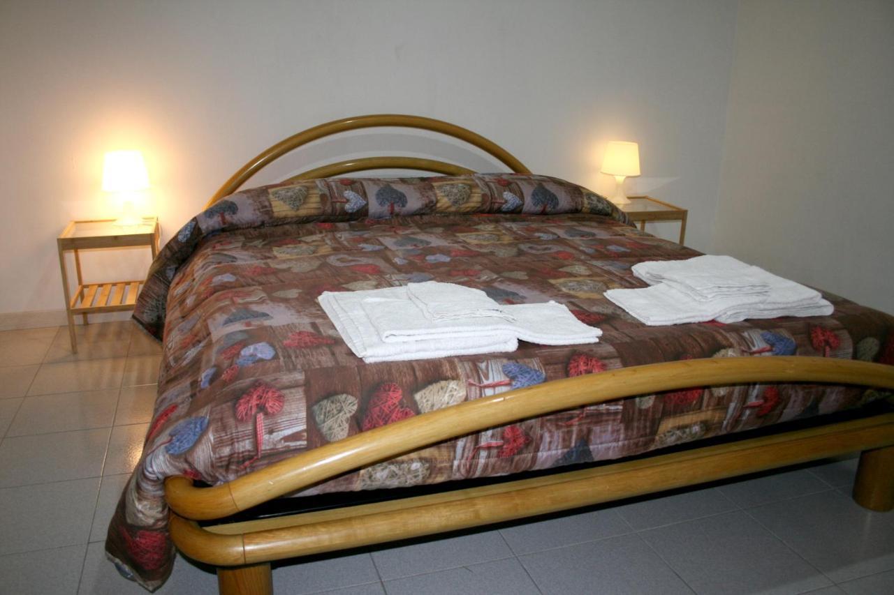 2 Bedrooms Appartement At Pescara 300 M Away From The Beach With Balcony And Wifi Екстериор снимка
