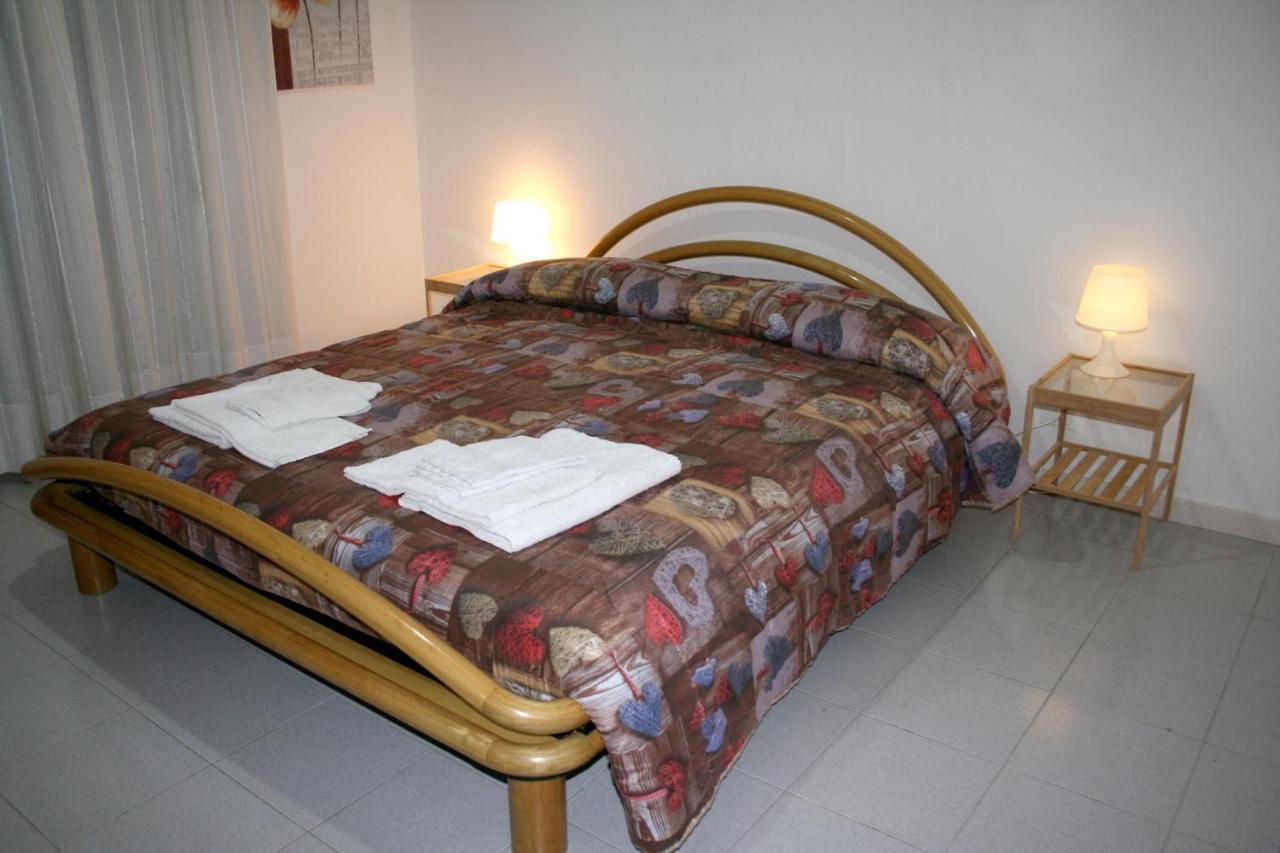 2 Bedrooms Appartement At Pescara 300 M Away From The Beach With Balcony And Wifi Екстериор снимка