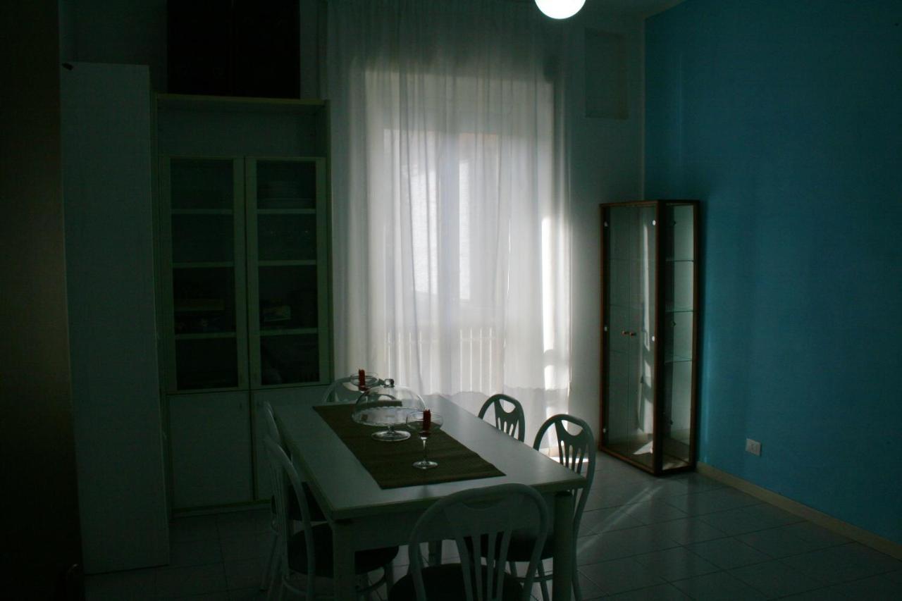 2 Bedrooms Appartement At Pescara 300 M Away From The Beach With Balcony And Wifi Екстериор снимка
