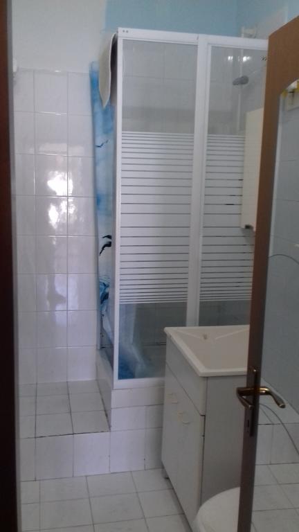 2 Bedrooms Appartement At Pescara 300 M Away From The Beach With Balcony And Wifi Екстериор снимка