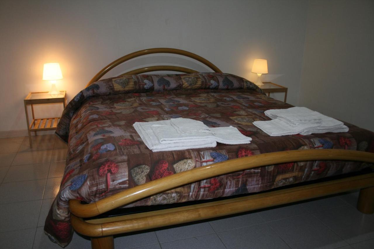 2 Bedrooms Appartement At Pescara 300 M Away From The Beach With Balcony And Wifi Екстериор снимка