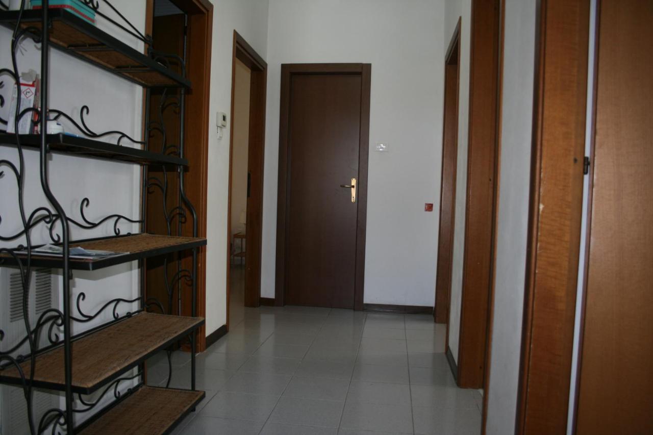 2 Bedrooms Appartement At Pescara 300 M Away From The Beach With Balcony And Wifi Екстериор снимка